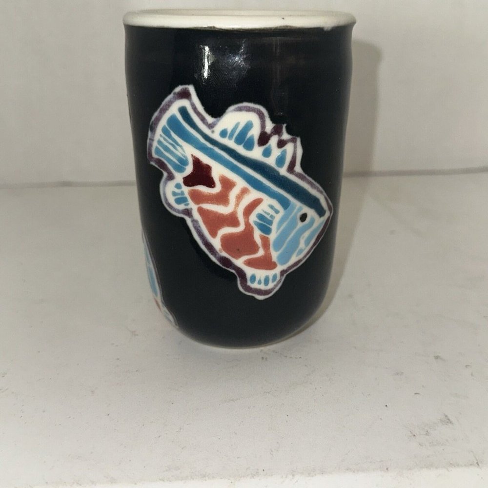 Hand Made/Hand Painted Artisan Coffee Tea Mug Colorful Fish Ribbed Signature